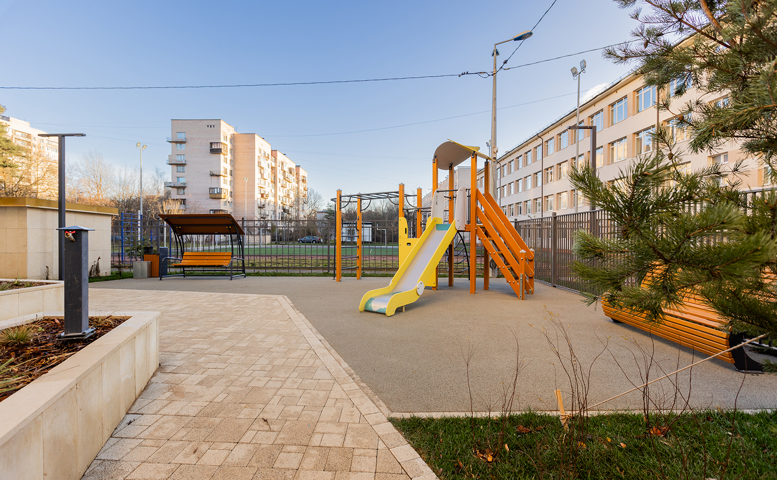 Светлановский 45